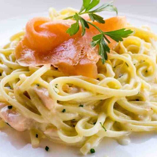 Salmon tagliolini