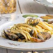 Tagliolini with clams